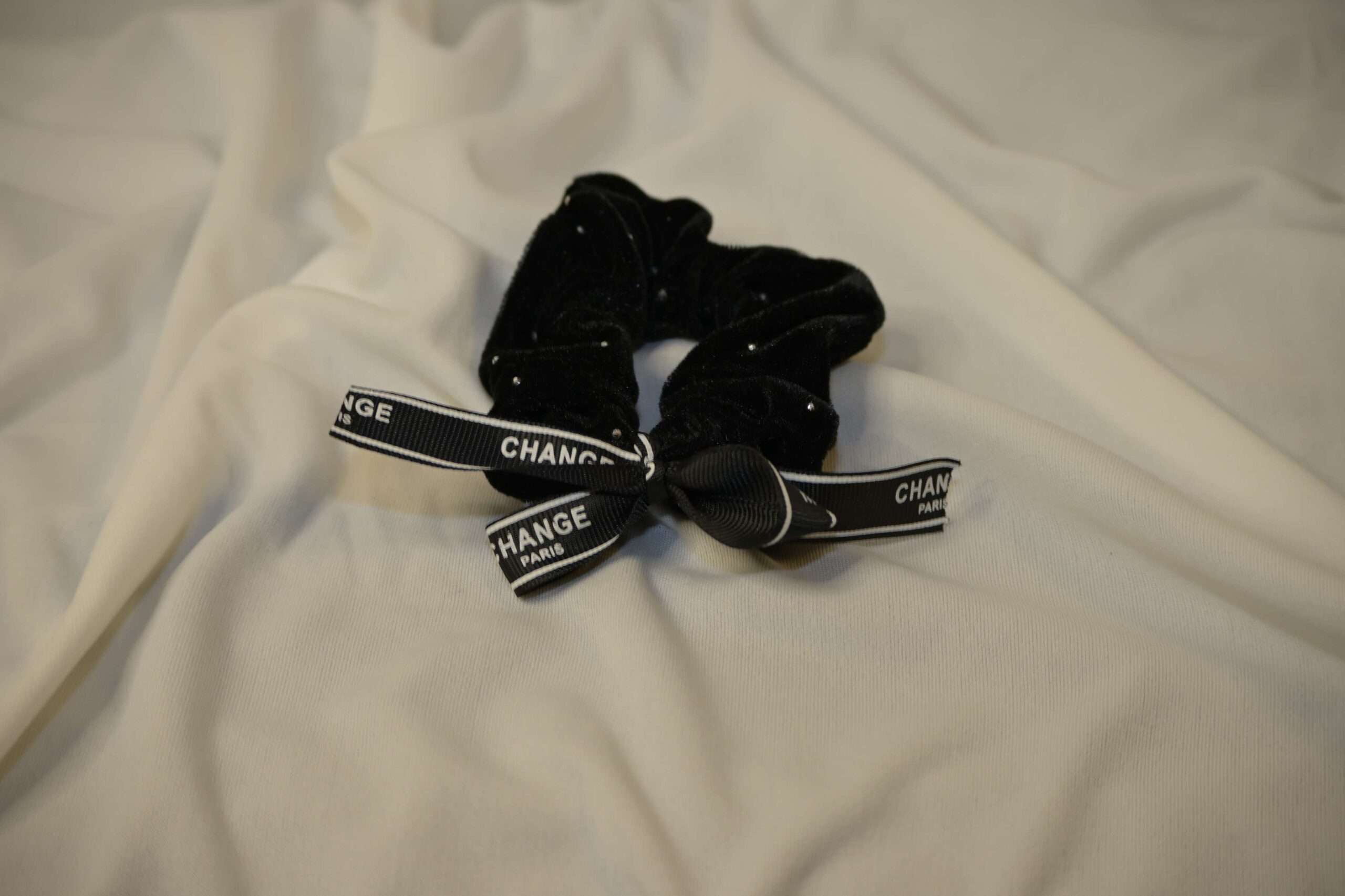 Black Scrunchy Black Scrunchy - Image 1